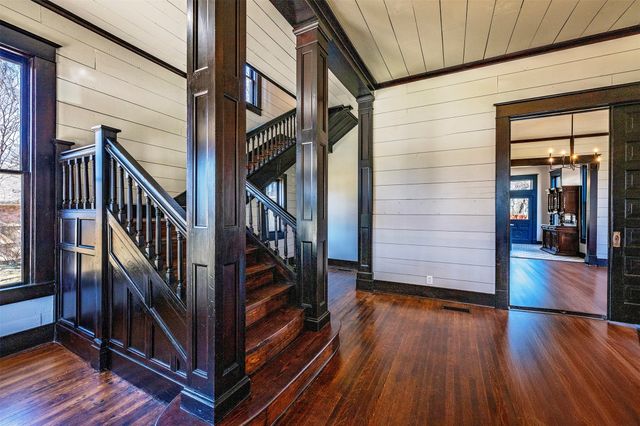 407 E Franklin Street, Hillsboro, TX 76645