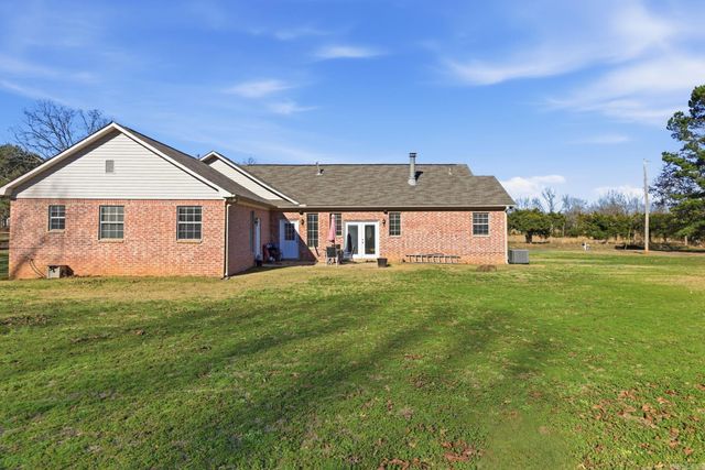 157 Friendship Rd, Conway, AR 72032