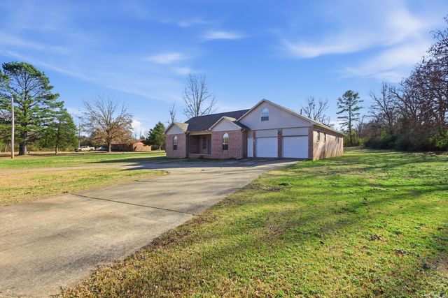 157 Friendship Rd, Conway, AR 72032