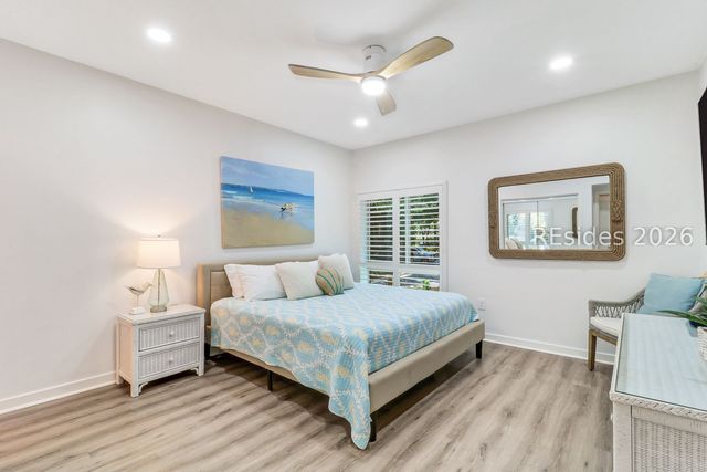 21 Ocean Ln Apt 401, Hilton Head Island, SC 29928
