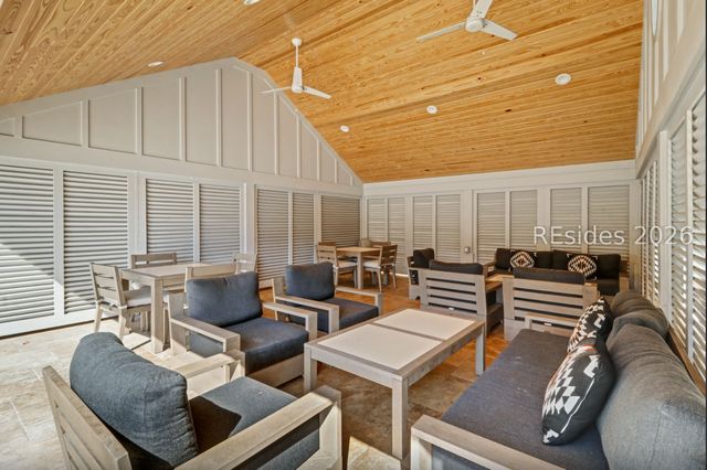 21 Ocean Ln Apt 401, Hilton Head Island, SC 29928