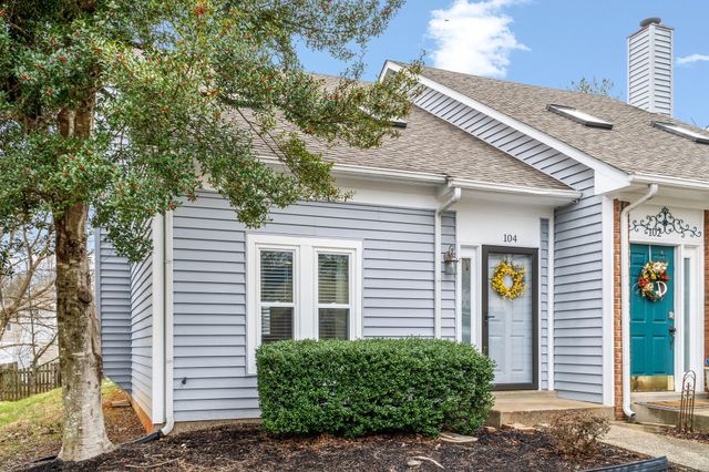 104 Carriage Pl, Clarksville, TN 37042