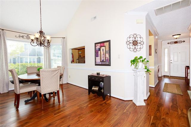 100 Rhetts RN, Yorktown, VA 23692