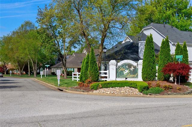 100 Rhetts RN, Yorktown, VA 23692