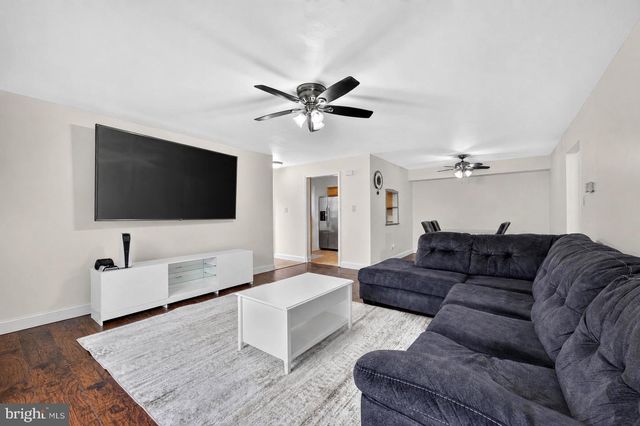 501-A HARWOOD CT, Mount Laurel, NJ 08054
