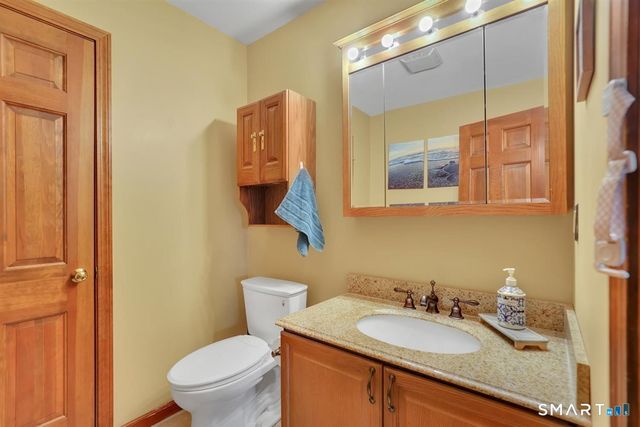 17 Eileen Lane, Enfield, CT 06082