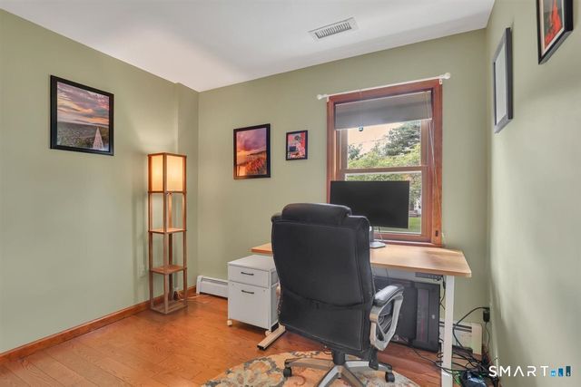 17 Eileen Lane, Enfield, CT 06082