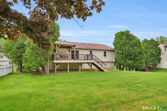 17 Eileen Lane, Enfield, CT 06082
