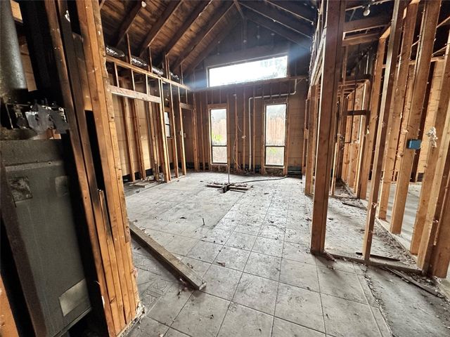 2315 Willow Lake Drive, Houston, TX 77077