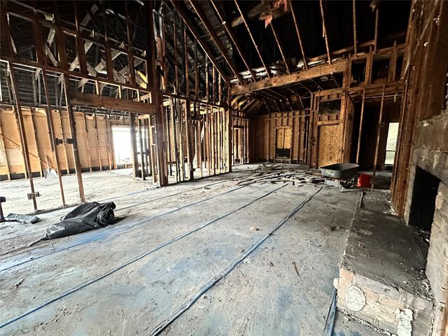 2315 Willow Lake Drive, Houston, TX 77077