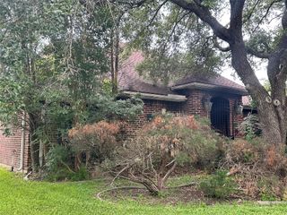 2315 Willow Lake Drive, Houston, TX 77077