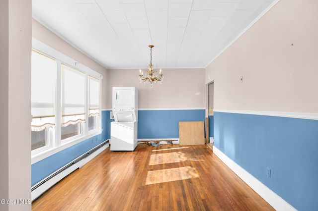 47 Marriott Avenue, Schenectady, NY 12304