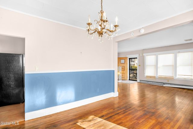 47 Marriott Avenue, Schenectady, NY 12304