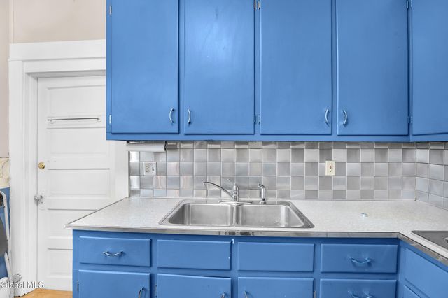 47 Marriott Avenue, Schenectady, NY 12304