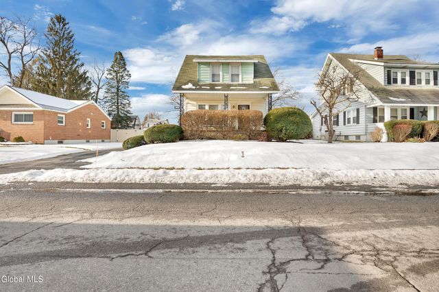 47 Marriott Avenue, Schenectady, NY 12304