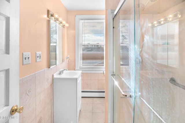 47 Marriott Avenue, Schenectady, NY 12304