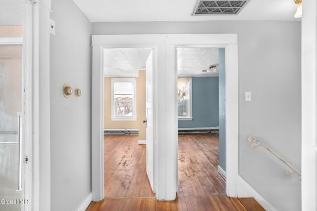 47 Marriott Avenue, Schenectady, NY 12304