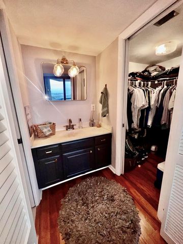 2425 Presidential Way 806, West Palm Beach, FL 33401