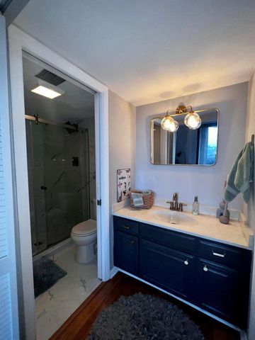 2425 Presidential Way 806, West Palm Beach, FL 33401