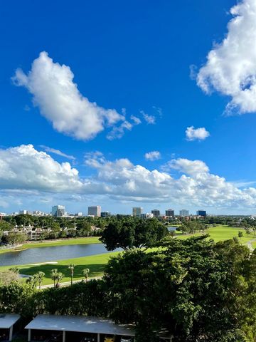 2425 Presidential Way 806, West Palm Beach, FL 33401