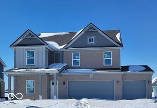 5924 Norfolk Row, Greenwood, IN 46143