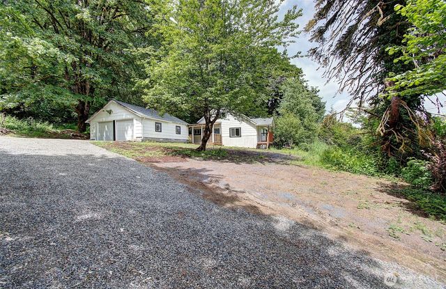 6405 WestSide Highway, Castle Rock, WA 98611