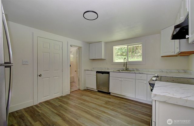 6405 WestSide Highway, Castle Rock, WA 98611