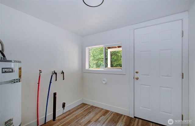 6405 WestSide Highway, Castle Rock, WA 98611