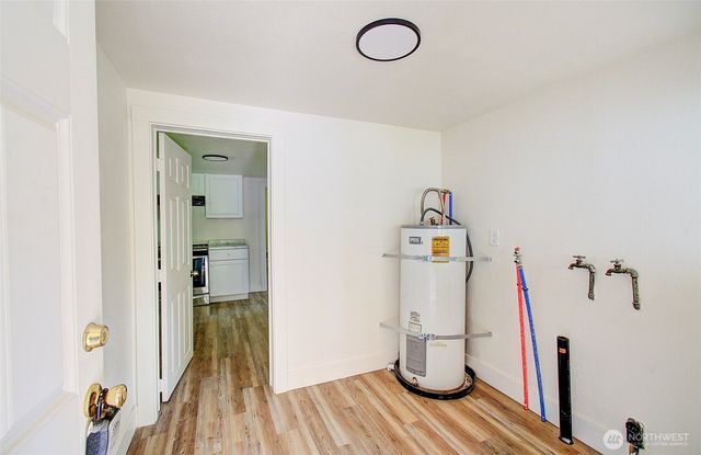 6405 WestSide Highway, Castle Rock, WA 98611