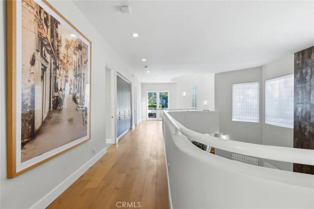 16007 Dickens, Encino, CA 91436