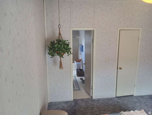 3750 MIDLAND DR, Roy, UT 84067