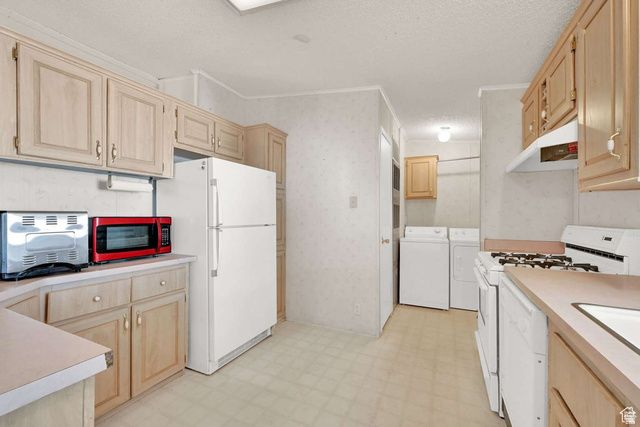 3750 MIDLAND DR, Roy, UT 84067