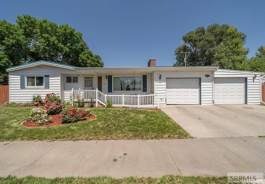 Image 1 of property listing at 1545 12th Street, Idaho Falls, ID 83404
