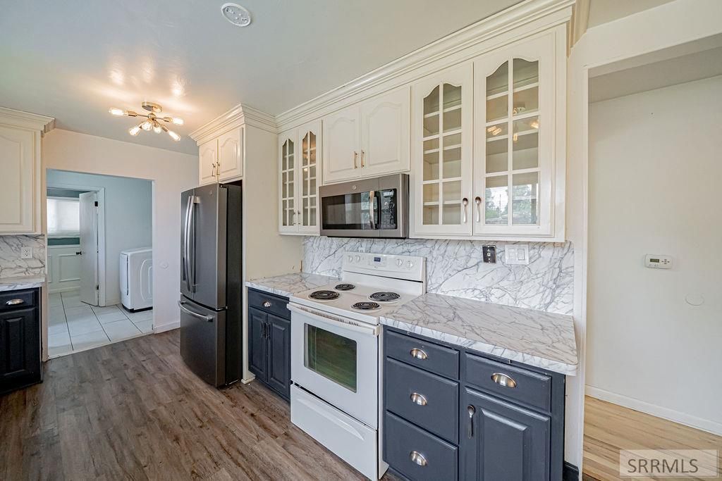 Image 5 of property listing at 1545 12th Street, Idaho Falls, ID 83404