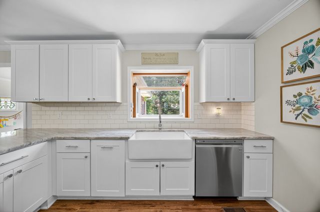 917 2nd Ave, Fayetteville, TN 37334