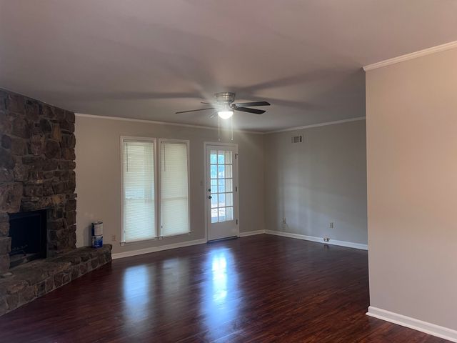 2675 VAN LEER DR, Memphis, TN 38133