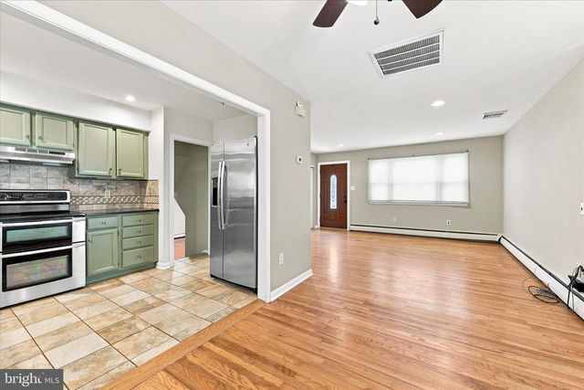 3060 PANCOAST AVE, Aston, PA 19014