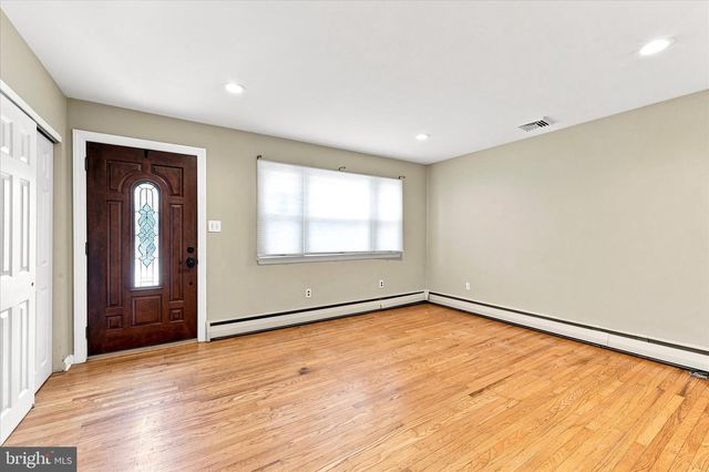 3060 PANCOAST AVE, Aston, PA 19014