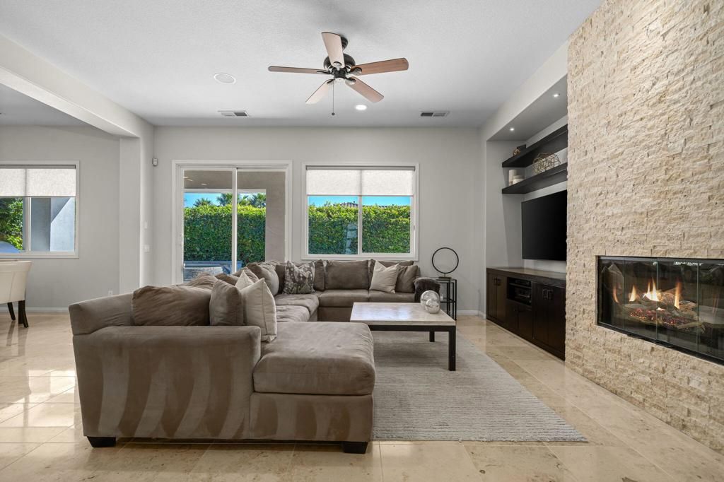 Image 7 of property listing at 48194 Newport Bridge Place, Indio, CA 92201