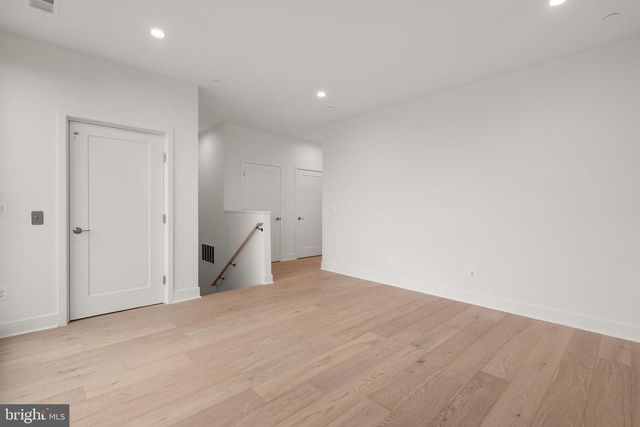 1121 POLARIS ROAD, Potomac, MD 20854