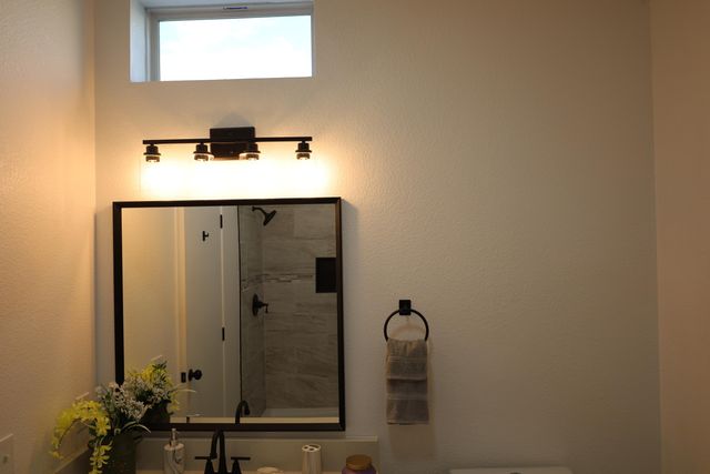 11 Sangre De Cristo, Los Lunas, NM 87031