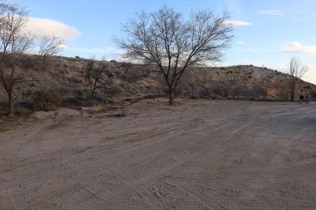 11 Sangre De Cristo, Los Lunas, NM 87031
