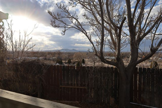 11 Sangre De Cristo, Los Lunas, NM 87031