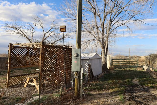 11 Sangre De Cristo, Los Lunas, NM 87031