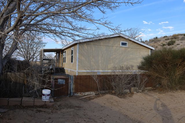 11 Sangre De Cristo, Los Lunas, NM 87031