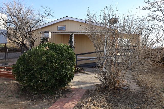11 Sangre De Cristo, Los Lunas, NM 87031