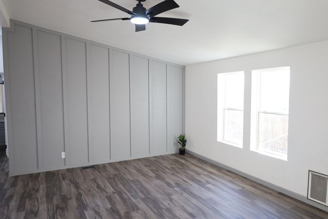 11 Sangre De Cristo, Los Lunas, NM 87031