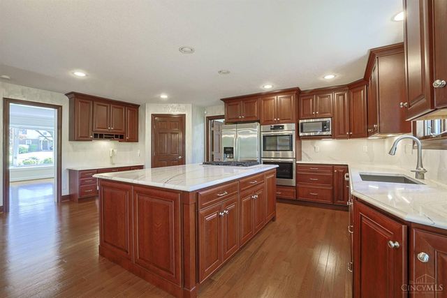 5285 Laurelridge Lane, Green Twp, OH 45247