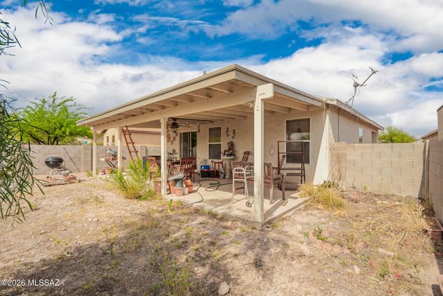 7414 S Nevil Drive, Tucson, AZ 85746