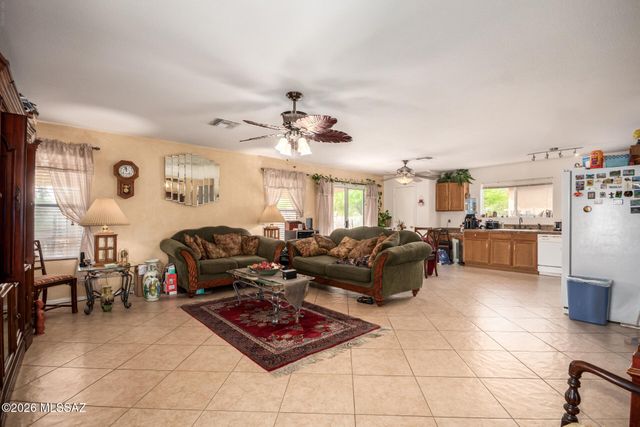 7414 S Nevil Drive, Tucson, AZ 85746